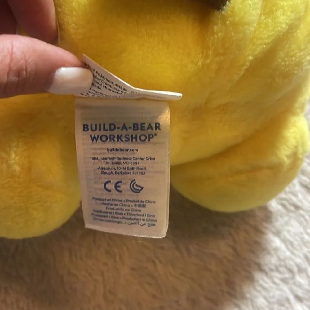 Build a banner, Pikachu plush - Picture 7 of 8